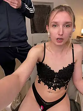 AnnyBelle  online show from March 22, 2026, 5:16 pm