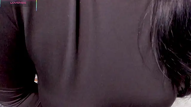 Jadeh Williams02 online show from February 6, 2026, 5:49 pm