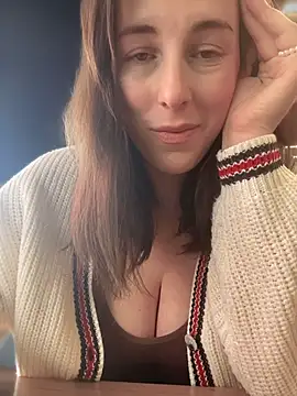 MommmyYummy online show from March 26, 2026, 9:04 am