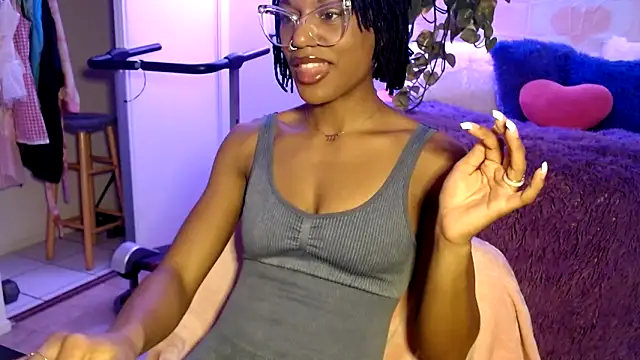 CocoSage online show from December 17, 2025, 11:11 pm