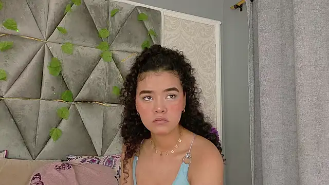 Angela lovee online show from February 24, 2025, 11:54 am