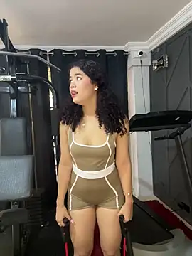 Snapshot of Angela_lovee chatting on May 8, 2026, 1:27 pm Angela lovee online show from May 8, 2026, 1:27 pm