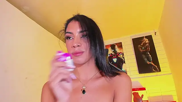 Snapshot of Alahia_Rodriguez chatting on March 6, 2025, 10:36 pm Alahia Rodriguez online show from March 6, 2025, 10:36 pm