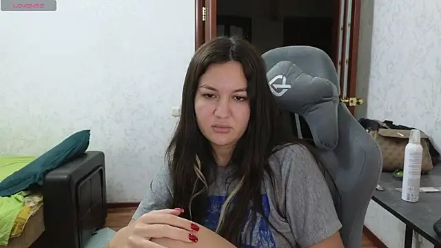 Nelly Fischer online show from March 9, 2025, 8:21 pm