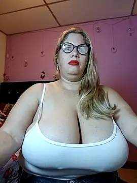 EllisW8 online show from December 22, 2025, 11:18 am