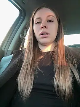 Snapshot of MilissaSee chatting on February 18, 2025, 1:55 pm MilissaSee online show from February 18, 2025, 1:55 pm