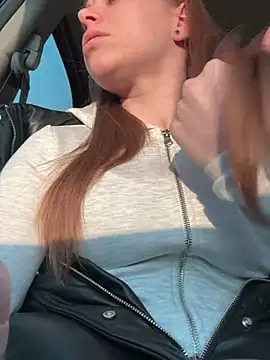 Snapshot of MilissaSee chatting on February 24, 2025, 1:53 pm MilissaSee online show from February 24, 2025, 1:53 pm