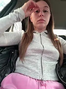 Snapshot of MilissaSee chatting on March 5, 2025, 12:55 pm MilissaSee online show from March 5, 2025, 12:55 pm