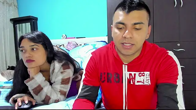 2ScarletandRyan8 online show from December 3, 2025, 10:02 am