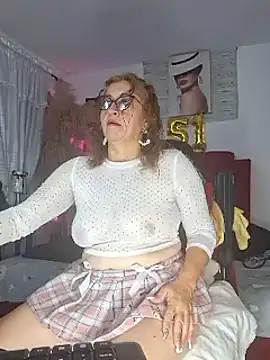 evelin hott online show from February 12, 2025, 12:48 am