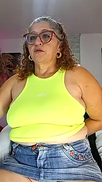 evelin hott online show from November 27, 2025, 2:35 am