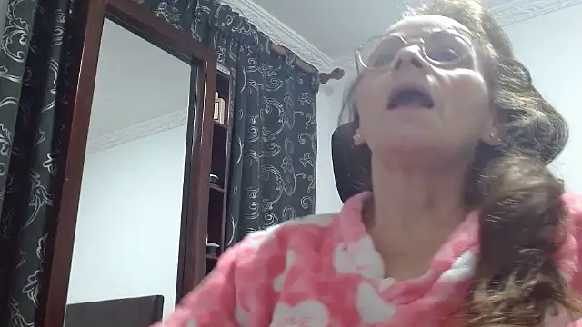 asleycavta online show from October 8, 2025, 3:48 am