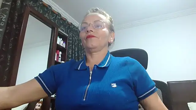 asleycavta online show from December 18, 2025, 2:50 am