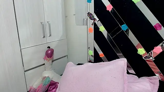 katery wok11 online show from December 2, 2025, 6:58 pm