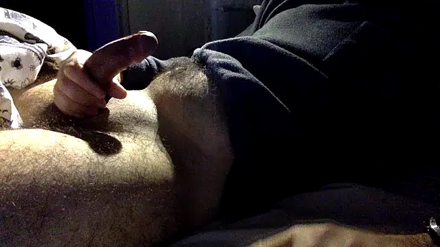 Snapshot of enty-y chatting on March 1, 2025, 7:41 am enty-y online show from March 1, 2025, 7:41 am