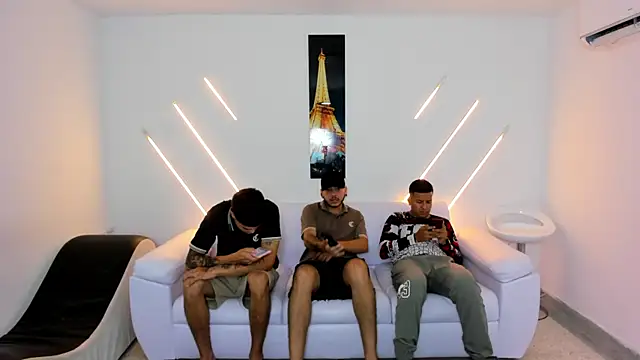 brutal sex room2 online show from March 30, 2026, 2:40 pm