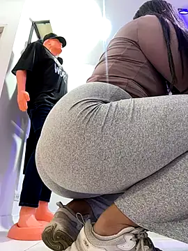 kim monti online show from December 4, 2025, 9:01 pm