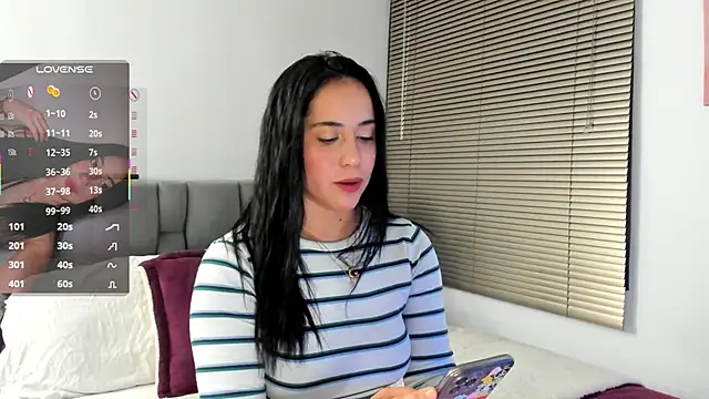 Gigi-bom online show from November 22, 2025, 12:09 am