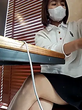 Michiko1 online show from March 19, 2025, 5:30 am