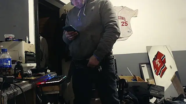 sledge901 online show from February 20, 2025, 11:10 pm