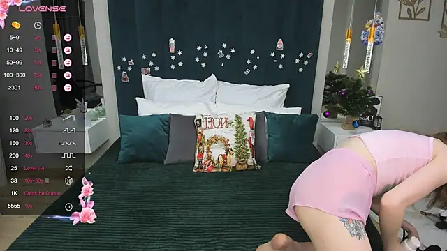 Snapshot of Cowell_Adelina chatting on January 12, 2025, 2:41 pm Cowell Adelina online show from January 12, 2025, 2:41 pm
