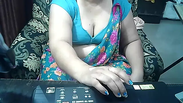 Punambhabisexy online show from October 31, 2025, 7:15 pm