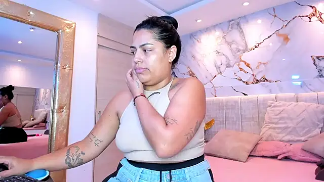 Snapshot of kiana_cream chatting on March 16, 2026, 11:36 am kiana cream online show from March 16, 2026, 11:36 am