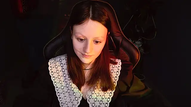 Snapshot of VeliraBraitberg chatting on January 4, 2025, 11:11 am VeliraBraitberg online show from January 4, 2025, 11:11 am