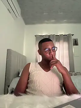 Snapshot of Arwens_bell08 chatting on February 12, 2025, 6:51 pm Arwens bell08 online show from February 12, 2025, 6:51 pm