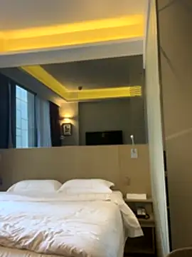 Snapshot of cokezero1668 chatting on November 14, 2025, 4:22 am cokezero1668 online show from November 14, 2025, 4:22 am