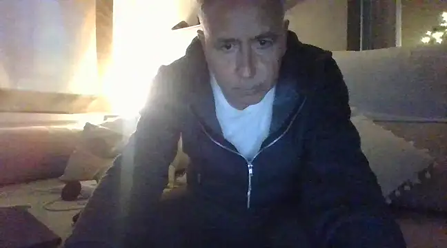 Snapshot of fransexdol chatting on December 8, 2024, 5:22 pm fransexdol online show from December 8, 2024, 5:22 pm