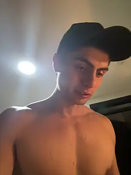 Stiven CL online show from February 27, 2026, 2:55 am