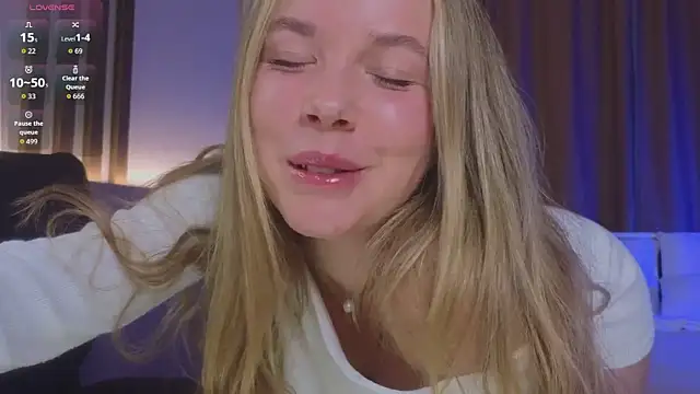 milly shy online show from December 1, 2025, 7:02 am