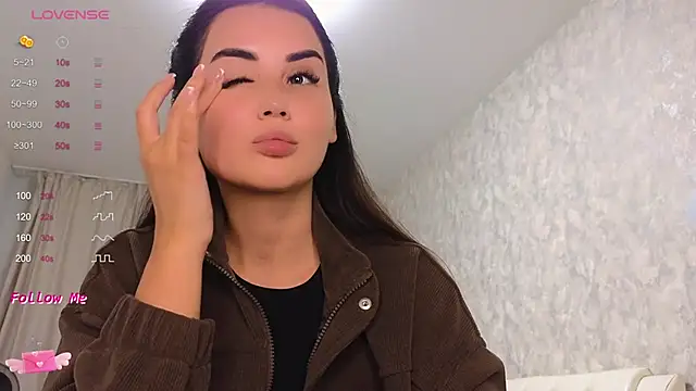 LaraSkinny online show from September 11, 2025, 10:48 am