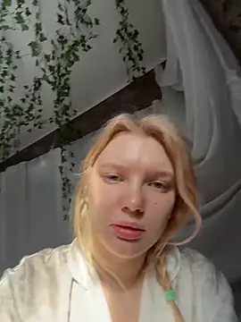 Snapshot of AmmyHot chatting on February 27, 2026, 4:34 am AmmyHot online show from February 27, 2026, 4:34 am