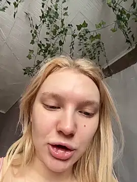 AmmyHot online show from March 5, 2026, 5:14 am