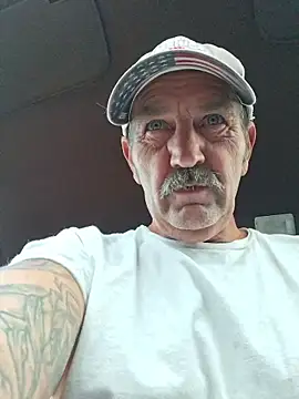 Snapshot of Hotbodyscottie chatting on May 10, 2026, 10:53 am Hotbodyscottie online show from May 10, 2026, 10:53 am