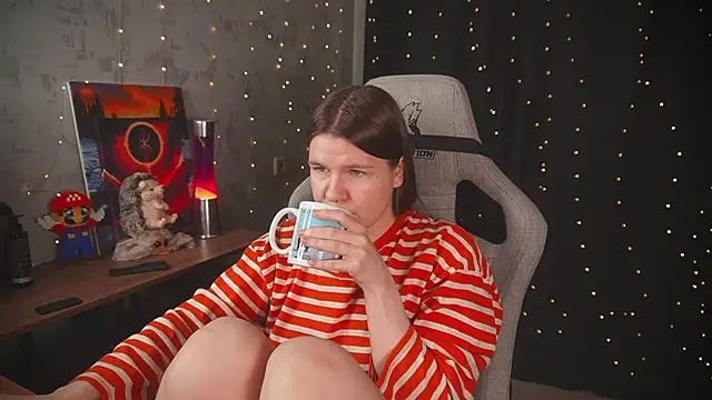 cuteamberlyyy online show from March 29, 2026, 4:34 am