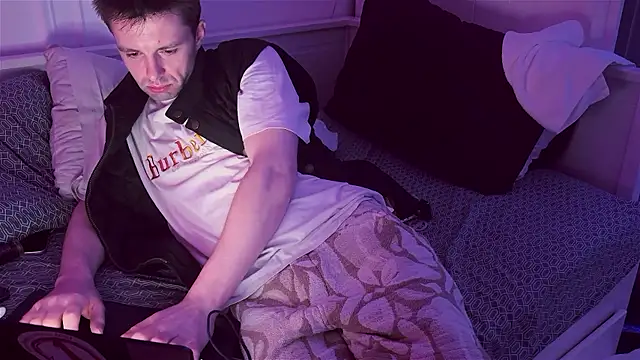 CupidZass online show from January 10, 2026, 7:32 am