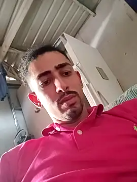 ellechozo online show from November 12, 2025, 5:57 pm