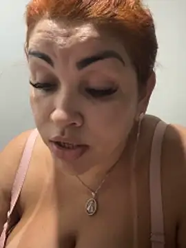 Bruninhaa34 online show from February 3, 2026, 10:15 pm