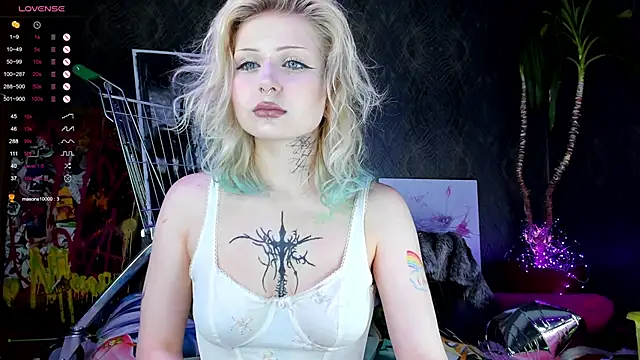 little grinch666 online show from January 25, 2025, 9:25 pm