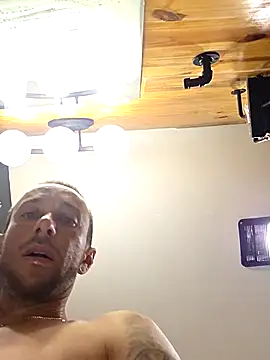 Snapshot of Twin2222 chatting on September 21, 2025, 5:20 am Twin2222 online show from September 21, 2025, 5:20 am