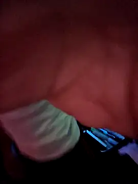 Snapshot of Twin2222 chatting on October 7, 2025, 11:07 am Twin2222 online show from October 7, 2025, 11:07 am