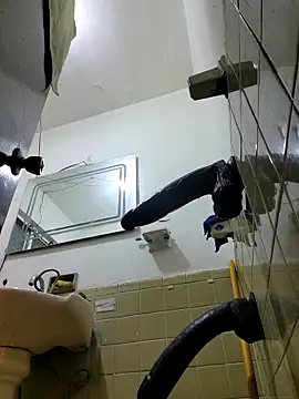 Snapshot of Ricorry@xh chatting on February 24, 2026, 3:37 am Ricorryxh online show from February 24, 2026, 3:37 am