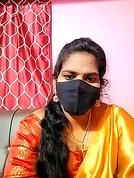 melina214 online show from January 1, 2025, 5:00 pm