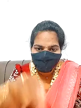 melina214 online show from February 18, 2026, 5:09 pm