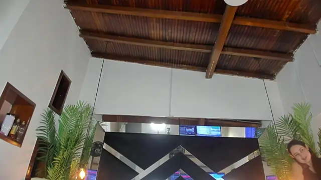 emily-fox online show from September 12, 2025, 11:10 am