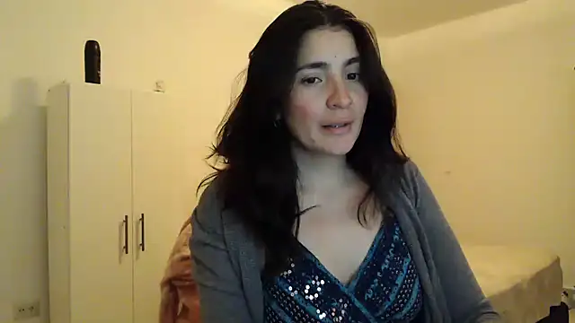 Snapshot of samantha_s69 chatting on December 3, 2024, 12:57 am samantha s69 online show from December 3, 2024, 12:57 am