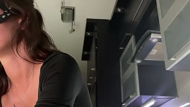 Missy baby online show from April 4, 2026, 9:45 pm